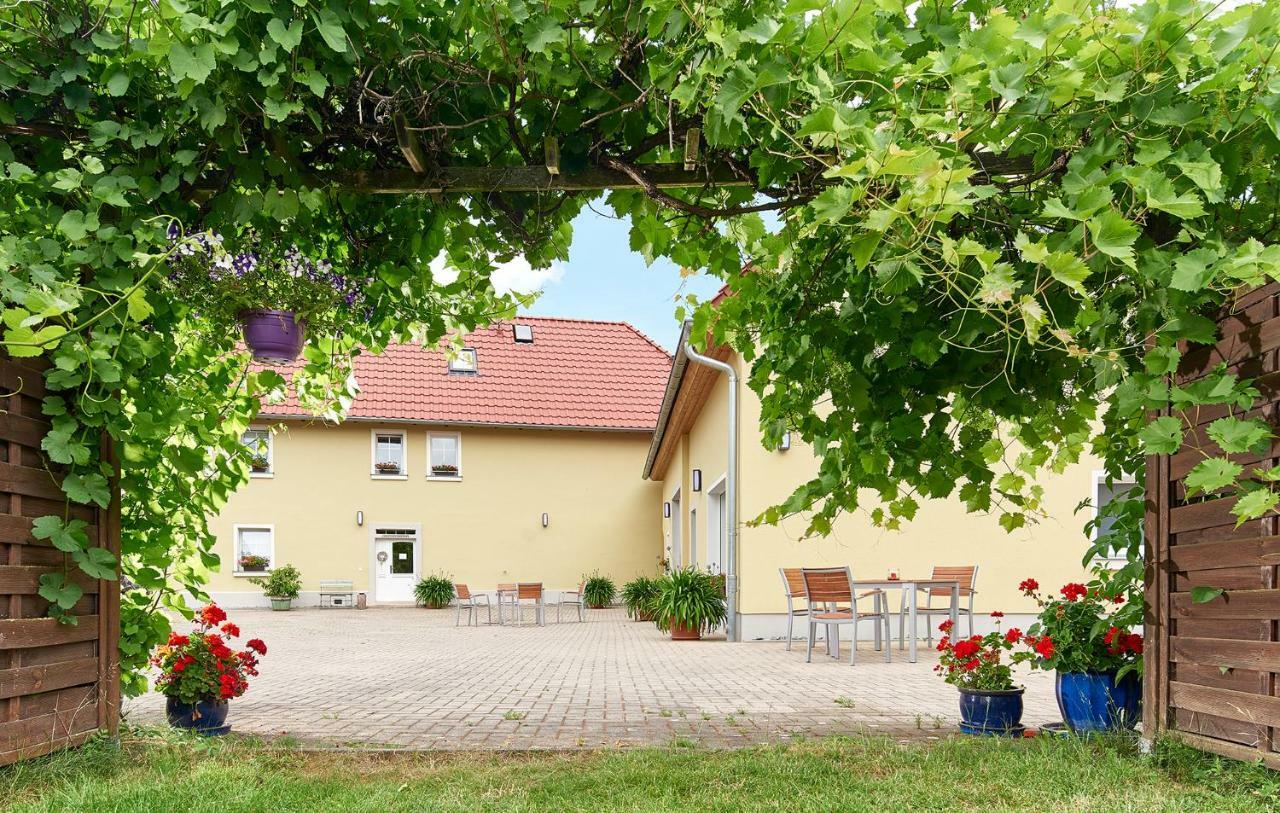Bei Meyers Schlafen & Feiern Hotel Bohlen  Exterior foto
